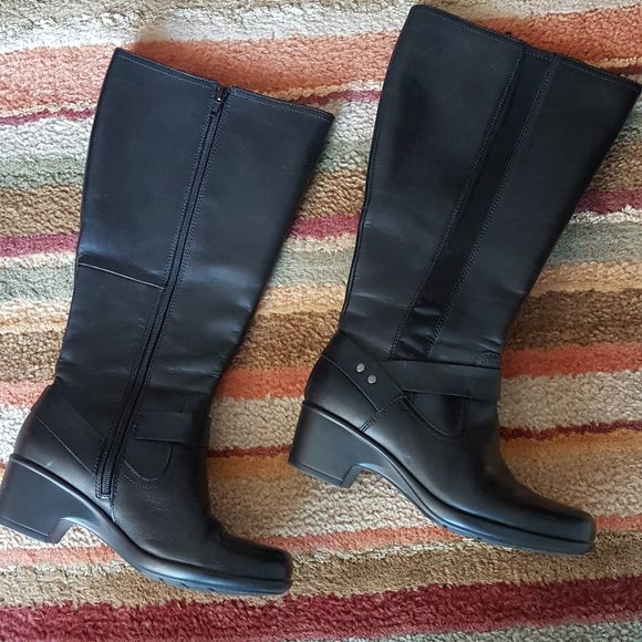 Clarks Tall Black Leather Wide Calf Boots 7.5W - Picture 1 of 4